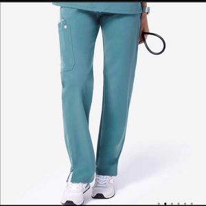 Figs Kade Scrub Pants in Hydrogreen